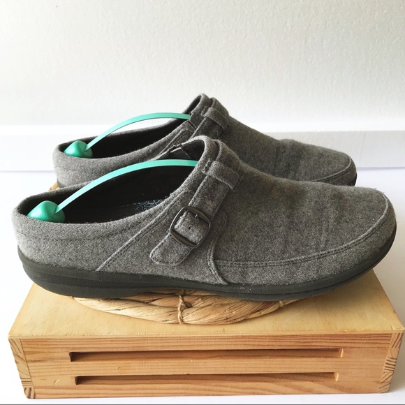 Merrell Grey Wool Kassie Buckle Slip On Shoe Sz 11 - Picture 2 of 8